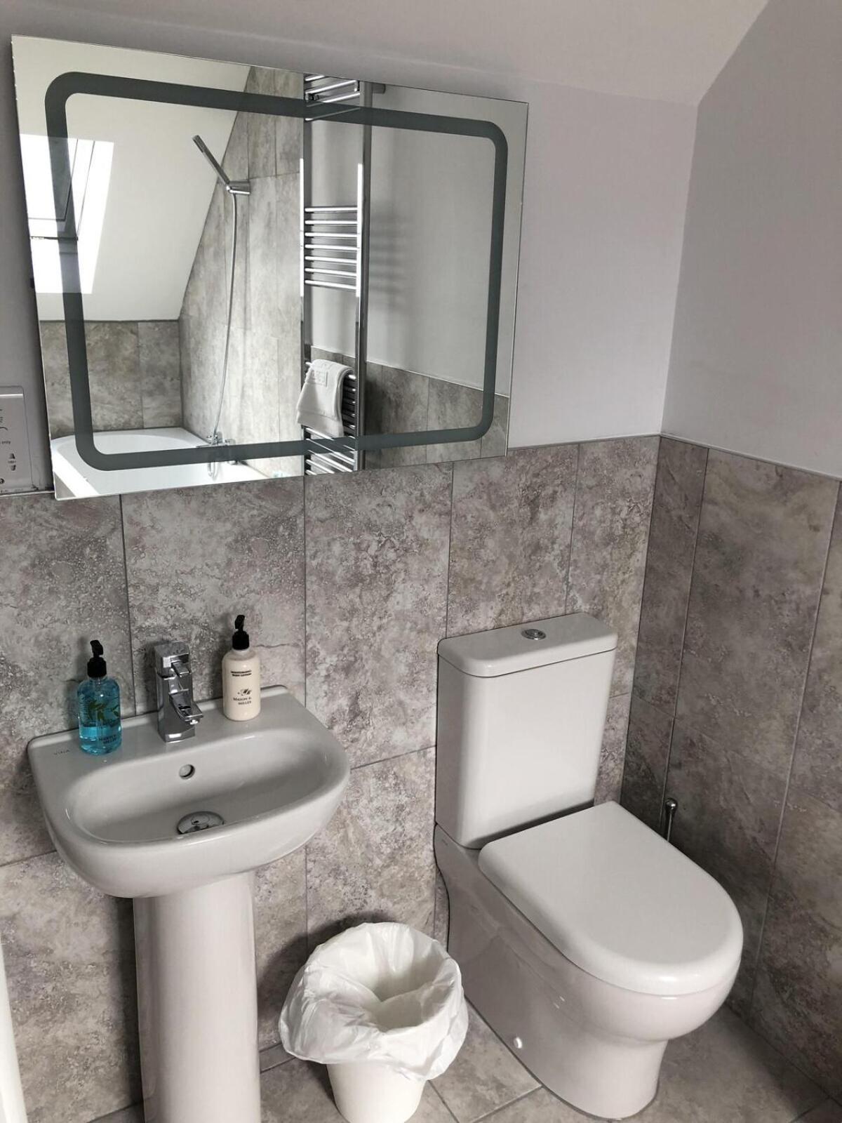 Hamilton Arms Suites Мідгерст Номер фото