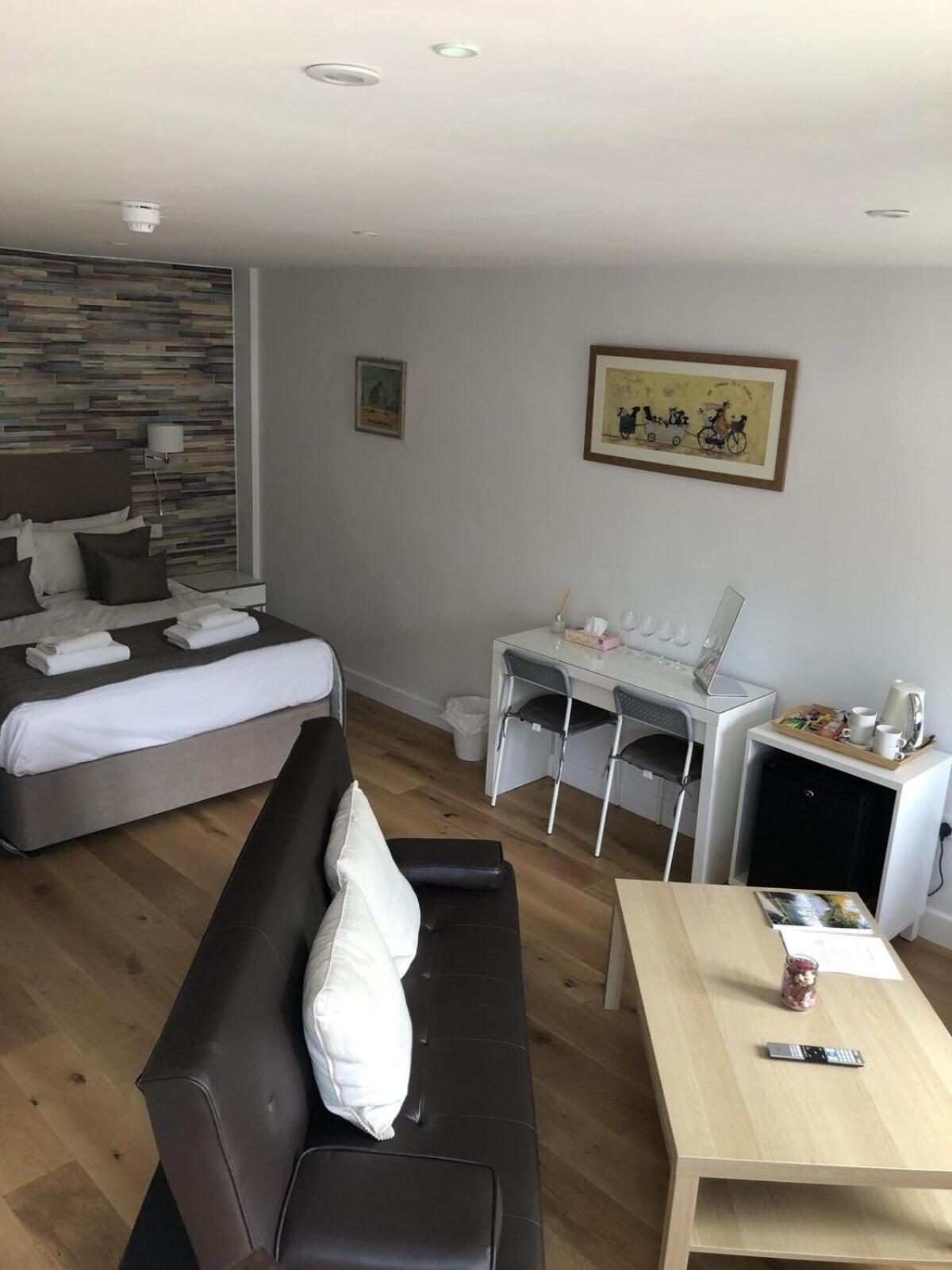 Hamilton Arms Suites Мідгерст Номер фото